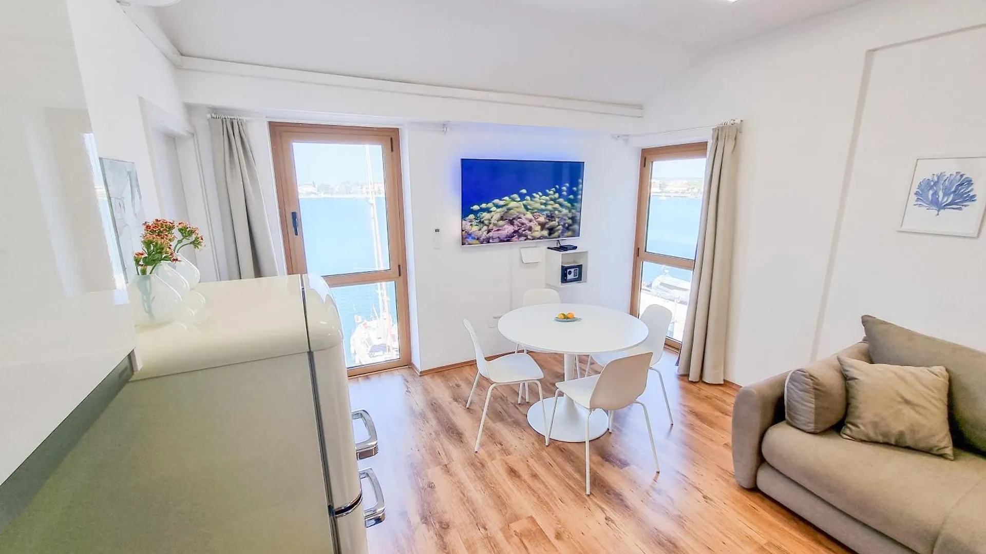 Umag Apartment Center Seafront Seaview Old Town 2